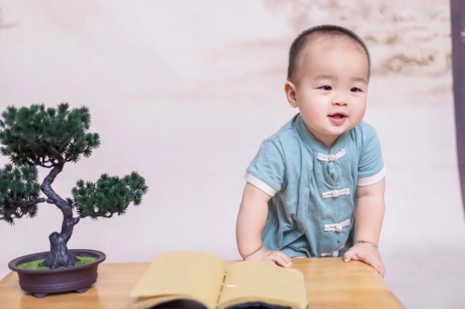 昌都六个月宝宝可以坐吗